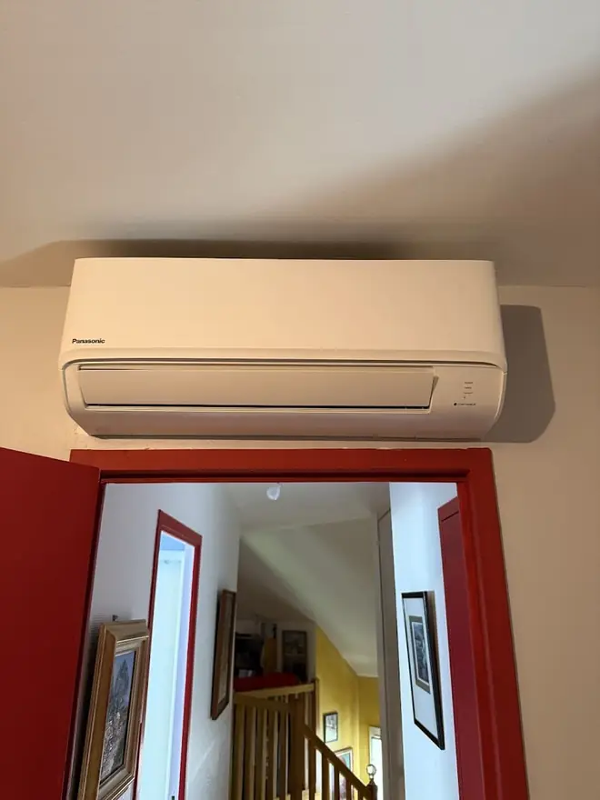 Unité extérieure de pompe à chaleur installée près de Dijon